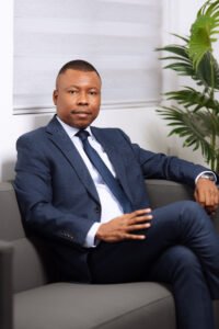 MR. RAYMOND KWAKYE BISMARCK: GHANA’S BUDDING BANKING ELITE 69 the vaultz africa