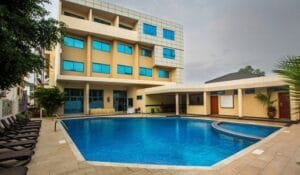 BEST WESTERN PREMIER ACCRA AIRPORT HOTEL "Welcome to the premier life" 5 the vaultz africa